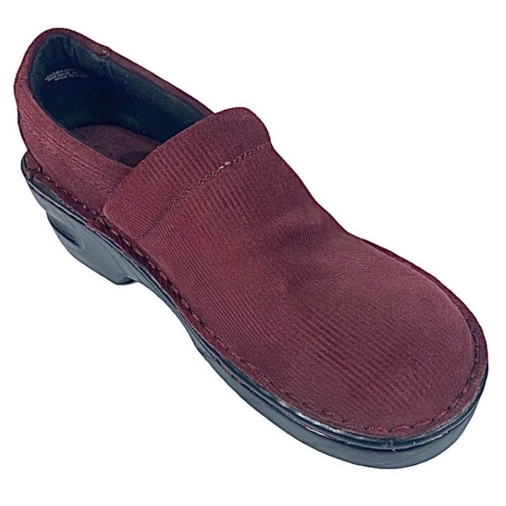 B.O.C. Born Concept Clogs Size 8M/W Burgundy Corduroy Fabric Comfort Pre-Owned - Picture 2 of 8